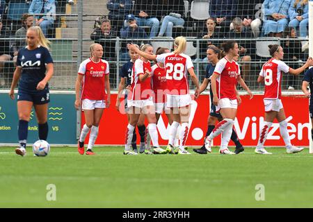 Linkoping, Suède. 06 septembre 2023. Bilborsen Arena, Linkoping, Suède, 6 septembre 2023 : Arsenal FC célèbre son but dans le match de qualification de l'UEFA Womens Champions League Path group 3 le 6 septembre 2023 entre Arsenal FC et Linkoping FC Bilborsen Arena à Linkoping, Suède (Peter Sonander/SPP) crédit : SPP Sport Press photo. /Alamy Live News Banque D'Images