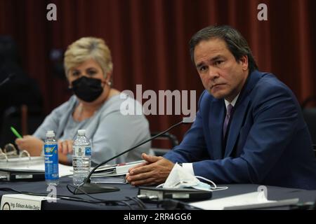 Décembre 3, 2020 :20201203, San Juan.Vistas de transaction. En la foto, ingeniero Edison Aviles, presidente de la Junta Reglamentaria de Servicio Publico. Credit image : /El Nuevo Dia de Puerto Rico via ZUMA Press Latino News - 3 décembre 2020 VanessaxSerraxDiaz PUBLICATIONxNOTxINxCHN END20201204110060003 1.jpg Banque D'Images