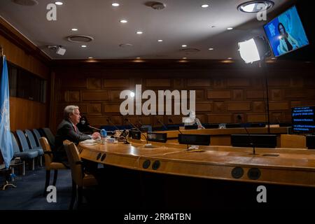 201213 -- BEIJING, le 13 décembre 2020 -- le Secrétaire général des Nations Unies Antonio Guterres L assiste au Sommet sur l'ambition climatique au siège des Nations Unies à New York, le 12 décembre 2020. Guterres a appelé samedi à un état d’urgence climatique mondial pour lutter contre le réchauffement climatique. /Distribuer via Xinhua XINHUA PHOTOS DU JOUR MarkxGarten/UNxPhoto PUBLICATIONxNOTxINxCHN Banque D'Images