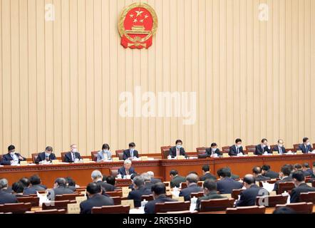 201223 -- BEIJING, le 23 décembre 2020 -- Li Zhanshu, président du Comité permanent de l Assemblée nationale populaire, assiste à la 2e séance plénière de la 24e session du 13e Comité permanent de l Assemblée nationale populaire à Beijing, capitale de la Chine, le 23 décembre 2020. CHINA-BEIJING-LI ZHANSHU-NPC-SESSION CN LIXTAO PUBLICATIONXNOTXINXCHN Banque D'Images