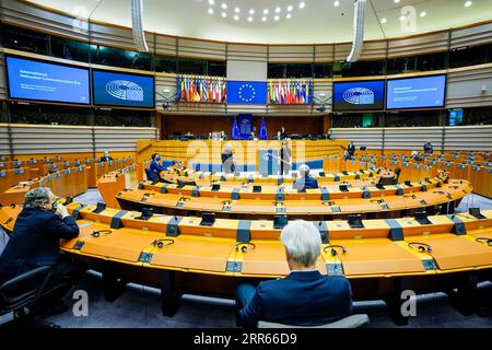 210128 -- Bruxelles, le 28 janvier 2021 -- des musiciens se produisent lors d'un événement virtuel pour marquer la Journée internationale de commémoration de l'Holocauste à Bruxelles, Belgique, le 27 janvier 2021. La Journée internationale de commémoration de l'Holocauste est une journée commémorative mondiale le 27 janvier désignée par les Nations Unies en 2005 pour commémorer le génocide qui a eu lieu pendant la Seconde Guerre mondiale 2021 marque le 76e anniversaire de la libération d’Auschwitz, la fin de l’Holocauste. /Document via Xinhua BELGIQUE-BRUXELLES-eu-INTERNATIONAL JOURNÉE DE COMMÉMORATION DE L'HOLOCAUSTE EuropeanxUnion PUBLICATIONxNOTxINxCHN Banque D'Images