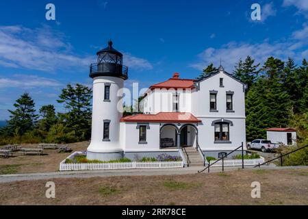 Coupeville, WA, États-Unis. 6 septembre 2023. 06 septembre 2023-Coupeville, WA : le phare de l'Admiralty Head est une aide à la navigation désactivée située sur l'île Whidbey près de Coupeville, Washington, sur le terrain du parc d'État de fort Casey. (Image de crédit : © Walter G Arce SR Grindstone Medi/ASP) USAGE ÉDITORIAL SEULEMENT! Non destiné à UN USAGE commercial ! Banque D'Images