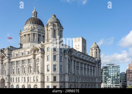 Liverpool, royaume-uni Mai, 16, 2023 Pier Head et les trois Graces, se composent du Royal Liver Building, du Cunard Building et du Port of Liver Banque D'Images