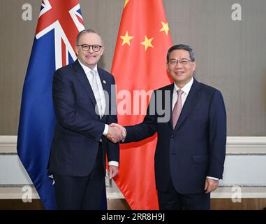 Jakarta, Indonésie. 7 septembre 2023. Le premier ministre chinois Li Qiang rencontre le premier ministre australien Anthony Albanese en marge des réunions des dirigeants sur la coopération en Asie de l'est à Jakarta, Indonésie, le 7 septembre 2023. Crédit : Zhang Ling/Xinhua/Alamy Live News Banque D'Images