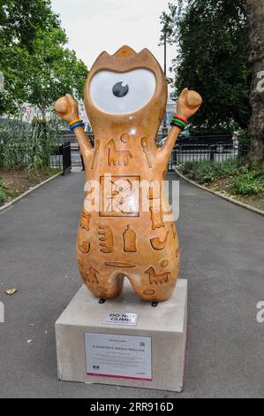 Cléopâtre's Needle Wenlock, statue temporaire à Londres pour les Jeux Olympiques de 2012. Mascotte officielle Banque D'Images