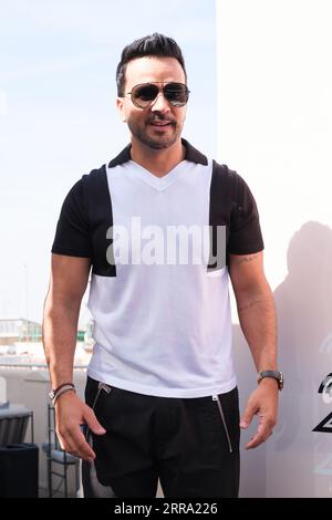 Le chanteur Luis Fonsi assiste à une présentation de sa nouvelle tournée de concerts à l'UMusic Hotel Teatro Albéniz le 07 septembre 2023 à Madrid, Espagne. Banque D'Images