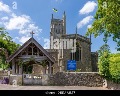 L'église de St Andrew dans le village de Blagdon dans le paysage national de Mendip Hills North Devon Coast, North Somerset, Angleterre. Banque D'Images