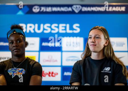 Bruxelles, Belgique. 07 septembre 2023. La jamaïcaine Shericka Jackson et la néerlandaise Femke bol photographiées lors d'une conférence de presse avant l'événement sportif Memorial Van Damme à Bruxelles, le jeudi 07 septembre 2023. La 47e édition du meeting Allianz Memorial Van Damme Diamond League aura lieu le 8 septembre 2O23. BELGA PHOTO JASPER JACOBS crédit : Belga News Agency/Alamy Live News Banque D'Images