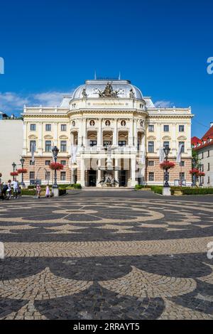 Théâtre national slovaque, place Hviezdoslavovo namestie, Bratislava, Slovaquie Banque D'Images