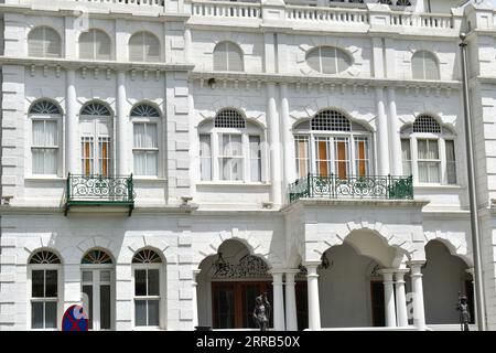 White Hall ou Whitehall qui était aussi appelé Rosenweg dans le passé. C'est l'un des sept magnifiques bâtiments situés à Port of Spain, Trinidad. Banque D'Images