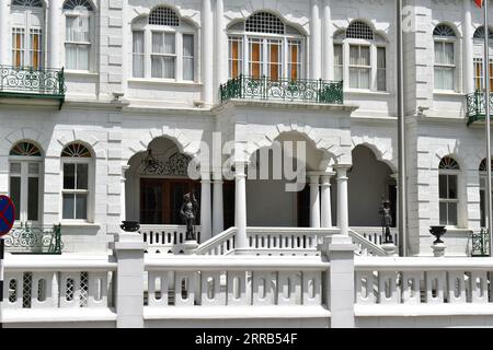 White Hall ou Whitehall qui était aussi appelé Rosenweg dans le passé. C'est l'un des sept magnifiques bâtiments situés à Port of Spain, Trinidad. Banque D'Images