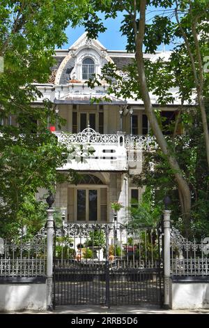 Port d'Espagne, Trinité-et-Tobago- 8 août 2023- Rooms ou Ambard's House, qui est l'un des sept magnifiques bâtiments de Maraval Road. Banque D'Images