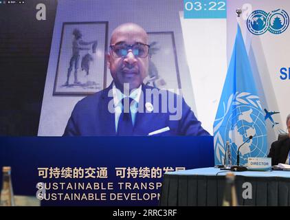 211016 -- BEIJING, le 16 octobre 2021 -- Courtenay Rattray, sous-secrétaire général des Nations Unies et haut représentant pour les pays les moins avancés des pays en développement sans littoral et des petits États insulaires en développement, prend la parole par liaison vidéo lors d'une session thématique sur le transport durable et la connectivité, y compris les zones rurales et les pays en situation particulière lors de la deuxième Conférence mondiale des Nations Unies sur le transport durable, tenue à Beijing, capitale de la Chine, le 15 octobre 2021. CHINE-BEIJING-2E CONFÉRENCE MONDIALE DES NATIONS UNIES SUR LES TRANSPORTS DURABLES-SESSION THÉMATIQUE CN LIXHE PUBLICATIONXNOTXINXCHN Banque D'Images