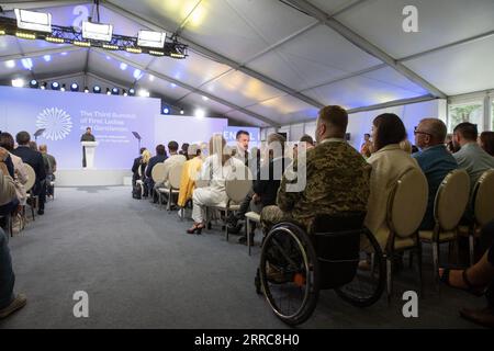 Kiev, Ukraine. 06 septembre 2023. Le président ukrainien Volodymyr Zelenskyy prononce une allocution lors du troisième Sommet des Premières Dames et Messieurs de Kiev, le 6 septembre 2023 à Kiev, en Ukraine. Crédit : Présidence ukrainienne/Bureau de presse présidentiel ukrainien/Alamy Live News Banque D'Images