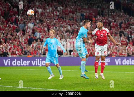 Parken, Copenhague, Danemark. 07 septembre 2023. Martin Braithwaite (Danemark) est à la tête d’un match de qualification du Groupe H EURO 2024, Danemark contre Saint-Marin, à Parken, Copenhague, Danemark. Kim Price/CSM/Alamy Live News Banque D'Images