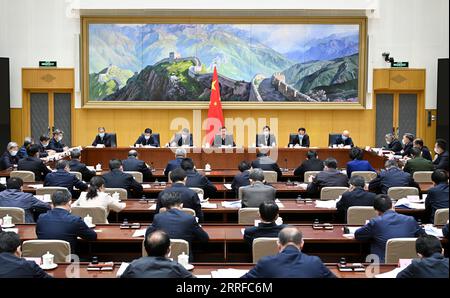 220412 -- BEIJING, 12 avril 2022 -- le vice-premier ministre chinois Han Zheng, également membre du Comité permanent du Bureau politique du Comité central du Parti communiste chinois et chef du Comité national de boisement, s'adresse à une conférence plénière du Comité national de boisement à Pékin, capitale de la Chine, le 12 avril 2022. CHINE-BEIJING-HAN ZHENG-AFFORESTATION-CONFERENCE CN ZHANGXLING PUBLICATIONXNOTXINXCHN Banque D'Images