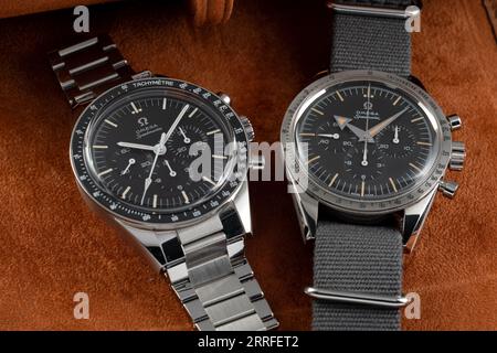 Modèles Omega Speedmaster de calibre 321 Banque D'Images