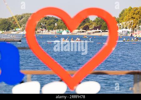 BELGRADE - 08/09/2023, BELGRADE - le cours d'aviron Ada Ciganlija lors de la sixième journée des Championnats du monde d'aviron dans la capitale serbe Belgrade. ANP IRIS VAN DEN BROEK netherlands Out - belgique Out Credit : ANP/Alamy Live News Banque D'Images