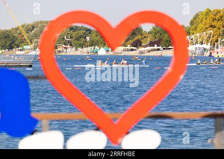 BELGRADE - 08/09/2023, BELGRADE - le cours d'aviron Ada Ciganlija lors de la sixième journée des Championnats du monde d'aviron dans la capitale serbe Belgrade. ANP IRIS VAN DEN BROEK netherlands Out - belgique Out Credit : ANP/Alamy Live News Banque D'Images