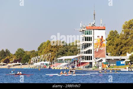 BELGRADE - 08/09/2023, BELGRADE - le cours d'aviron Ada Ciganlija lors de la sixième journée des Championnats du monde d'aviron dans la capitale serbe Belgrade. ANP IRIS VAN DEN BROEK netherlands Out - belgique Out Credit : ANP/Alamy Live News Banque D'Images