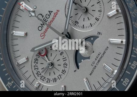 Omega Speedmaster Chronographe avec phase de lune Banque D'Images