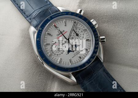 Omega Speedmaster Chronographe avec phase de lune Banque D'Images