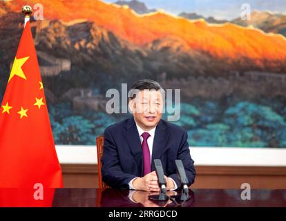 Actualités Themen der Woche KW20 Actualités Bilder des Tages 220518 -- BEIJING, 18 mai 2022 -- le président chinois Xi Jinping s'adresse à la conférence du 70e anniversaire du Conseil chinois pour la promotion du commerce international et au Sommet mondial sur la promotion du commerce et de l'investissement par liaison vidéo, le 18 mai 2022. CHINE-XI JINPING-CCPIT-70E ANNIVERSAIRE-ADDRESSCN LIXXUEREN PUBLICATIONXNOTXINXCHN Banque D'Images