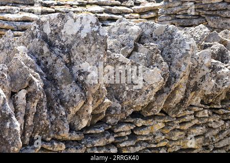 Exemple de construction de murs au village des Bories près de Gordes, Provence, France Banque D'Images