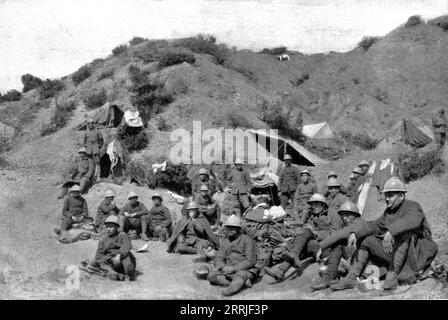 «Les Evenements de GRECE ; l'armee nationale hellene : soldats venizelistes du front d'Orient, au repos, a leur retour des tranchees», 1917. Première Guerre mondiale : événements en Grèce ; l'Armée nationale hellénique : soldats vénilistes du front de l'est au repos après leur retour des tranchées. Extrait de "l'Album de la Guerre 1914-1919, Volume 2" [l'Illustration, Paris, 1924]. Banque D'Images