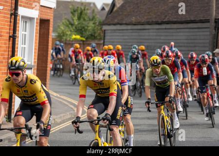 Ingatestone Essex 08 Sep 2023 Tour of Britain course de vélo passe par le milieu d'Ingatestone Essex UK crédit : Ian Davidson / Alamy Live News Banque D'Images