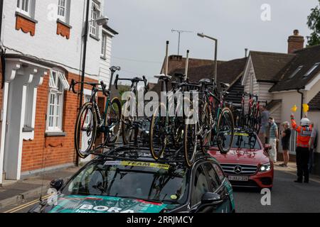 Ingatestone Essex 08 Sep 2023 Tour of Britain course de vélo passe par le milieu d'Ingatestone Essex UK crédit : Ian Davidson / Alamy Live News Banque D'Images