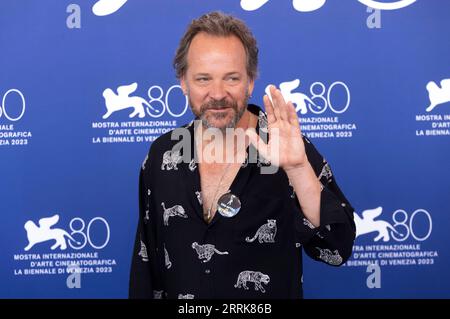 Peter Sarsgaard beim Photocall zum Kinofilm 'Memory' auf der Biennale di Venezia 2023 / 80. Internationale Filmfestspiele von Venedig im Palazzo del Casino. Venedig, , 08.09.2013 Banque D'Images