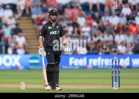 Cardiff, Royaume-Uni. 08 septembre 2023. Daryl Mitchell de Nouvelle-Zélande lors du match de Metro Bank ODI Series entre l'Angleterre et la Nouvelle-Zélande à Sophia Gardens, Cardiff, Royaume-Uni, le 8 septembre 2023. Photo de Stuart Leggett. Usage éditorial uniquement, licence requise pour un usage commercial. Aucune utilisation dans les Paris, les jeux ou les publications d'un seul club/ligue/joueur. Crédit : UK Sports pics Ltd/Alamy Live News Banque D'Images