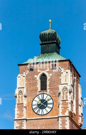 Tour sud de l'Obere Pfarre la cathédrale d'Ingolstadt Banque D'Images