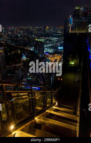 Vue depuis le toit-terrasse de la tour Banyan Tree Bangkok, Sathon Tai Road, coucher de soleil, Bangkok, Thaïlande, Asie Banque D'Images