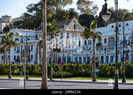 Maison espagnole typique de l'époque coloniale dans le centre-ville de Tanger, au nord du Maroc Banque D'Images