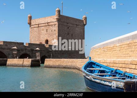 Scala du Port pittoresque au port d'Essaouira, Maroc Banque D'Images