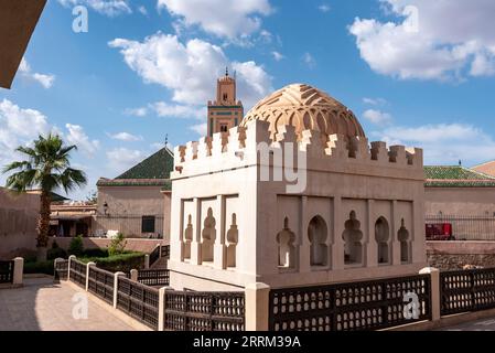 La ville historique de Koubba el-Baadiyn à Marrakech, datant de la période des Almoravids, au Maroc Banque D'Images