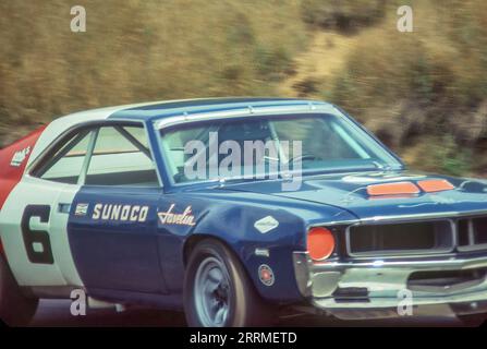 Mark Donohue dans un Penske Racing AMC Javelin au Trans Am 1970 au circuit Mont-Tremblant, a terminé 1e. Banque D'Images