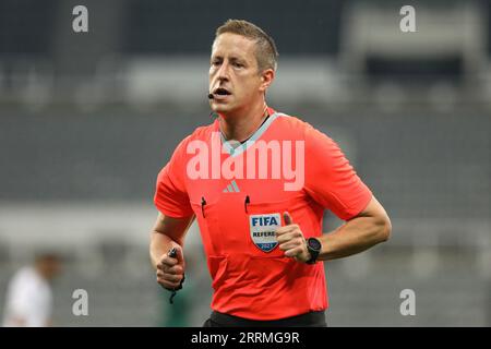 Arbitre John Brooks lors du match amical international entre l'Arabie saoudite et le Costa Rica à St. James's Park, Newcastle le vendredi 8 septembre 2023. (Photo : Robert Smith | MI News) crédit : MI News & Sport / Alamy Live News Banque D'Images