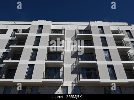 Berlin, Allemagne. 05 septembre 2023. Appartements nouvellement construits à Pistoriusstraße dans le quartier de Weißensee. Crédit : Soeren Stache/dpa/Alamy Live News Banque D'Images