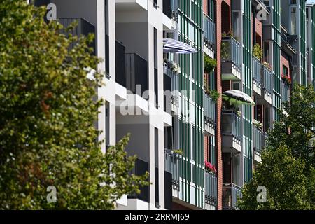 Berlin, Allemagne. 05 septembre 2023. Appartements nouvellement construits à Pistoriusstraße dans le quartier de Weißensee. Crédit : Soeren Stache/dpa/Alamy Live News Banque D'Images