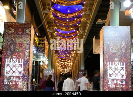 221207 -- RIYAD, 7 décembre 2022 -- cette photo prise le 4 décembre 2022 montre un marché à Riyad, en Arabie saoudite. ARABIE SAOUDITE-RIYAD-SCENERY WangxDongzhen PUBLICATIONxNOTxINxCHN Banque D'Images