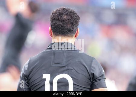 Saint Denis, France. 08 septembre 2023. Paris Richie Mo'unga (Nouvelle-Zélande) lors du match d'ouverture de la coupe du monde de Rugby 2023 entre la France et la Nouvelle-Zélande au Stade de France, Saint Denis, Paris, France le vendredi 8 septembre 2023 (Claire Jeffrey/SPP) crédit : SPP Sport Press photo. /Alamy Live News Banque D'Images