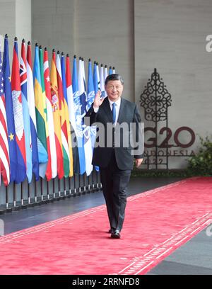 230109 -- PÉKIN, le 9 janvier 2023 -- le président chinois Xi Jinping se rend sur le site du 17e sommet du G20 du Groupe des 20 à Bali, Indonésie, le 15 novembre 2022. Xi a prononcé un discours intitulé travailler ensemble pour relever les défis de notre temps et construire un avenir meilleur lors du sommet. Le sommet du G20 a débuté ici le 15 novembre. XINHUA-PHOTOS DE L'ANNÉE 2022-JUXPENG PUBLICATIONXNOTXINXCHN EN CHINE Banque D'Images