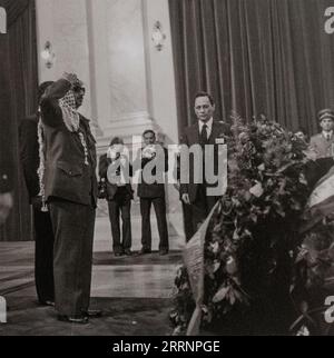 Funérailles de Josip Broz Tito : Yasser Arafat (Palestine). Belgrade, Yougoslavie Banque D'Images