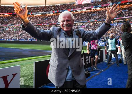 Saint-Denis, France, France. 8 septembre 2023. Yann ARTHUS-BERTRAND lors de la coupe du monde 2023, match de la poule A entre la France et la Nouvelle-Zélande au Stade de France le 08 septembre 2023 à Saint-Denis près de Paris. (Image de crédit : © Matthieu Mirville/ZUMA Press Wire) USAGE ÉDITORIAL SEULEMENT! Non destiné à UN USAGE commercial ! Banque D'Images