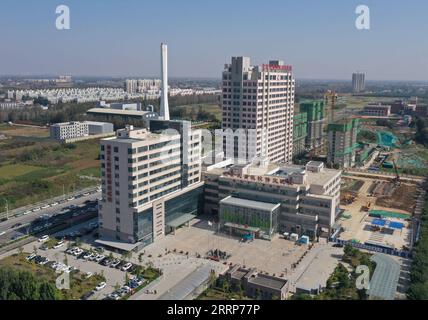 230226 -- BEIJING, le 26 février 2023 -- cette photo aérienne montre l'hôpital pour enfants de Beijing dans la ville de Baoding, dans la province du Hebei, dans le nord de la Chine, le 12 octobre 2021. Les grandes lignes de Xinhua : le développement coordonné de la région Pékin-Tianjin-Hebei génère un nouveau moteur de croissance, ZhuxXudong PUBLICATIONxNOTxINxCHN Banque D'Images