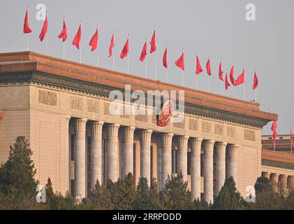 230314 -- PÉKIN, le 14 mars 2023 -- cette photo prise le 10 mars 2023 montre la Grande salle du peuple à Pékin, capitale de la Chine. Xinhua Headlines : Comment la Chine forme un nouveau leadership des institutions de l'État, organe consultatif politique de haut niveau LiuxJinhai PUBLICATIONxNOTxINxCHN Banque D'Images