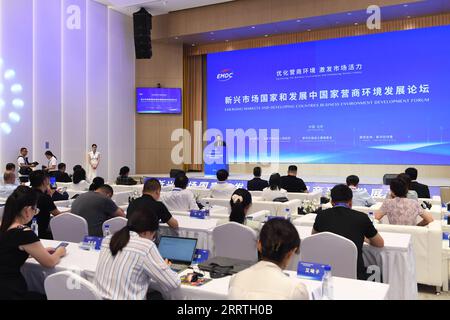 230725 -- BEIJING, le 25 juillet 2023 -- le Forum sur le développement de l'environnement des affaires des marchés émergents et des pays en développement de l'EMDC se tient à Beijing, capitale de la Chine, le 25 juillet 2023. CHINA-BEIJING-EMDC-FORUM CN JuxHuanzong PUBLICATIONxNOTxINxCHN Banque D'Images